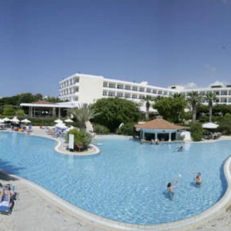 Avanti Hotel Paphos ภายนอก รูปภาพ