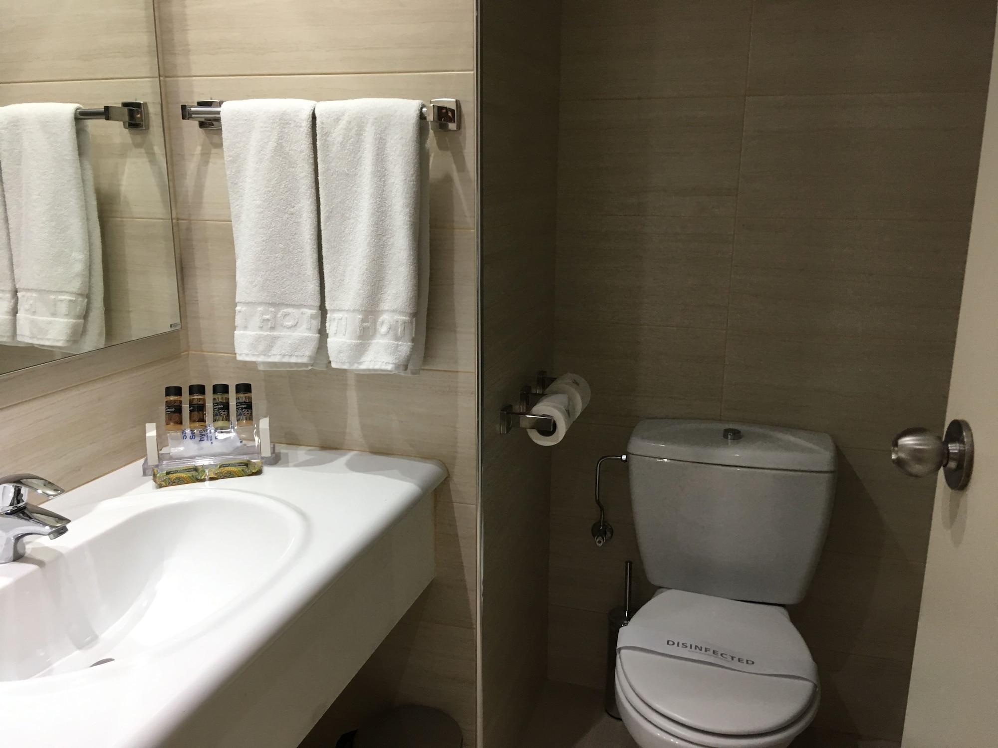 Avanti Hotel Paphos ภายนอก รูปภาพ