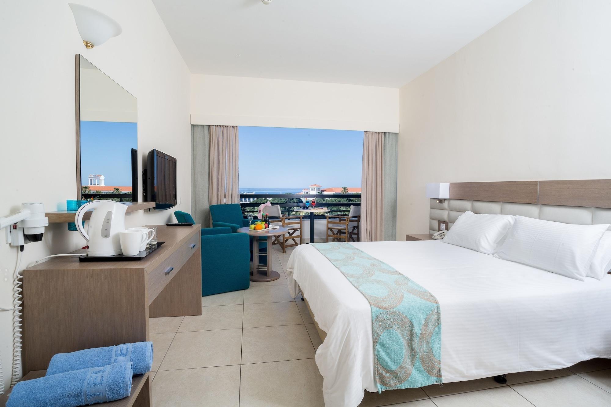 Avanti Hotel Paphos ภายนอก รูปภาพ