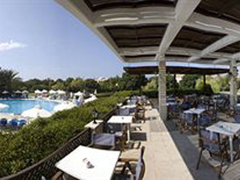Avanti Hotel Paphos ภายนอก รูปภาพ